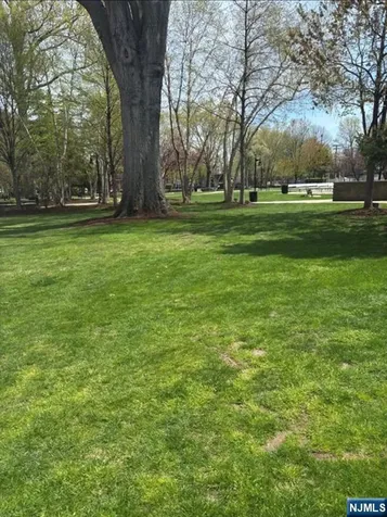 295 Pine Street Lyndhurst NJ 07071