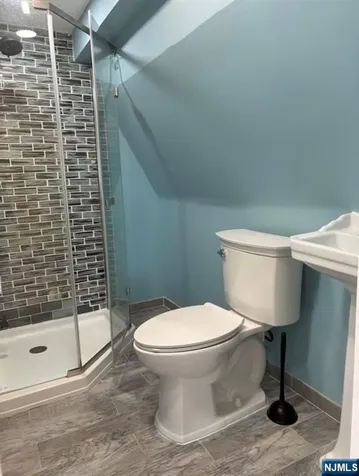 295 Pine Street Lyndhurst NJ 07071