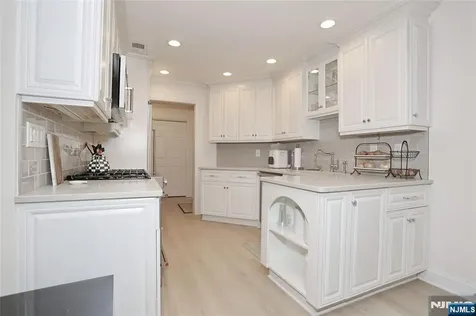 1 Tulip Crescent Little Falls NJ 07424