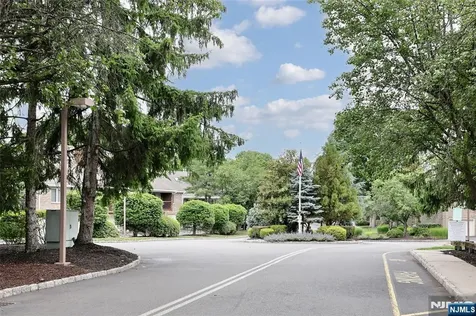 1 Tulip Crescent Little Falls NJ 07424
