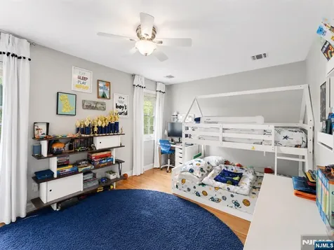 461B 5th Street Palisades Park NJ 07650