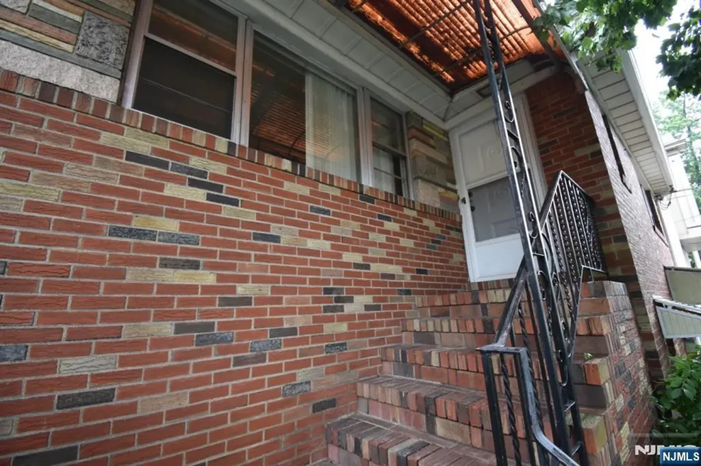 356 Slocum Way Fort Lee NJ 07024