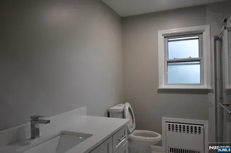 356 Slocum Way Fort Lee NJ 07024