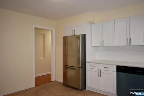 356 Slocum Way Fort Lee NJ 07024