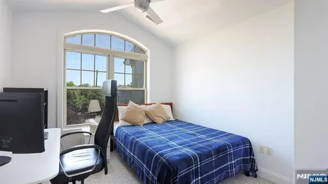 1625 Paterson Plank Road Secaucus NJ 07094