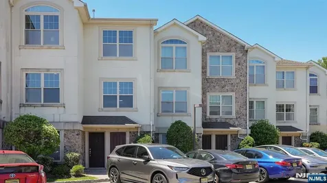 1625 Paterson Plank Road Secaucus NJ 07094