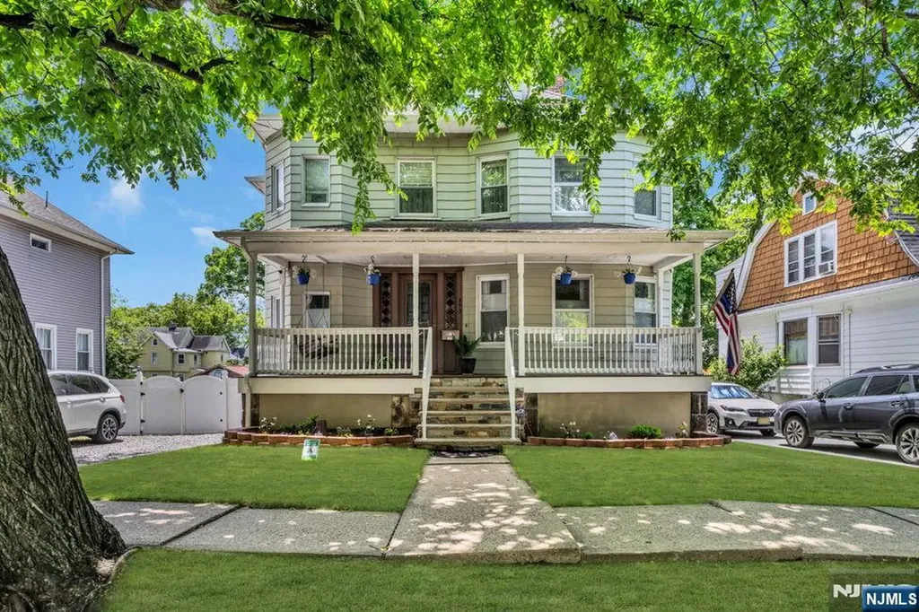 153 Mt Vernon Street Ridgefield Park NJ 07660
