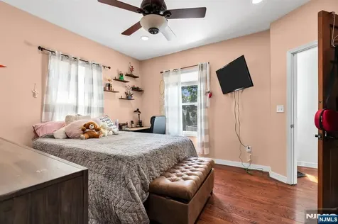 153 Mt Vernon Street Ridgefield Park NJ 07660