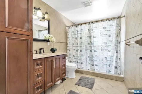 153 Mt Vernon Street Ridgefield Park NJ 07660