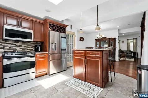 153 Mt Vernon Street Ridgefield Park NJ 07660