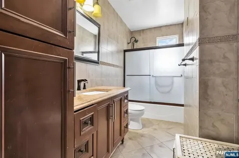 153 Mt Vernon Street Ridgefield Park NJ 07660