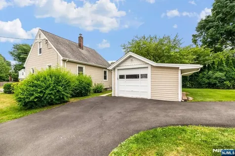 849 Wyoming Avenue Maywood NJ 07607