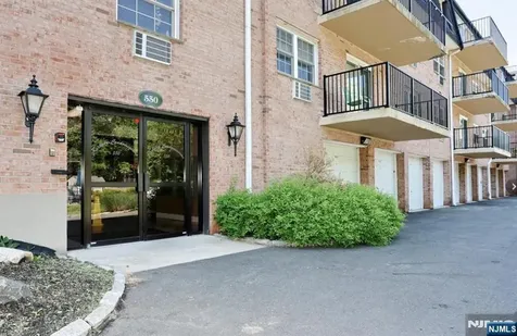 550 Fairview Westwood NJ 07675