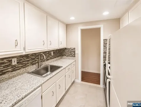 550 Fairview Westwood NJ 07675