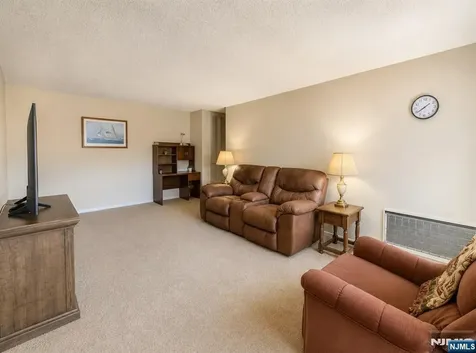 550 Fairview Westwood NJ 07675