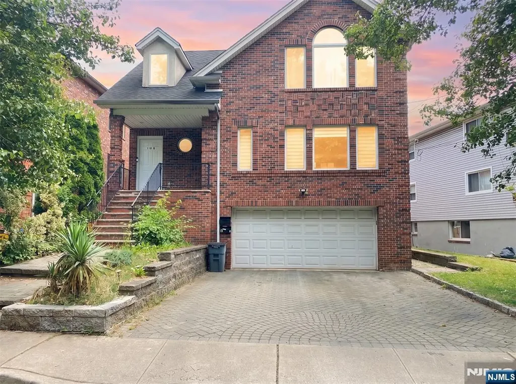 118B Temple Terrace Palisades Park NJ 07650