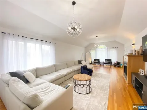 118B Temple Terrace Palisades Park NJ 07650