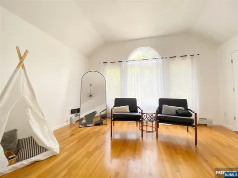 118B Temple Terrace Palisades Park NJ 07650