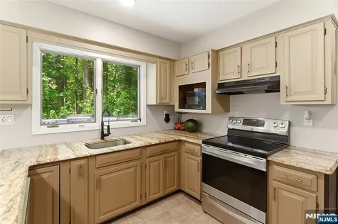 17 Grandview Terrace Sparta NJ 07871