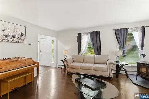 17 Grandview Terrace Sparta NJ 07871