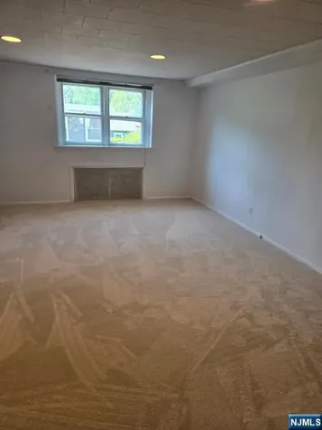 88 Woodland Avenue Rutherford NJ 07070