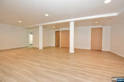 88 Woodland Avenue Rutherford NJ 07070