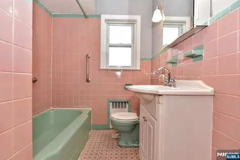 88 Woodland Avenue Rutherford NJ 07070