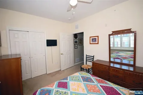 5 Slate Court Woodland Park NJ 07424