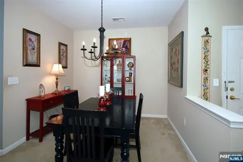 5 Slate Court Woodland Park NJ 07424