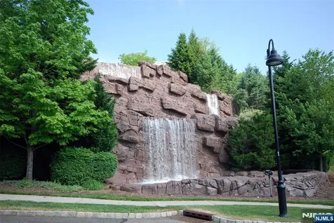 5 Slate Court Woodland Park NJ 07424