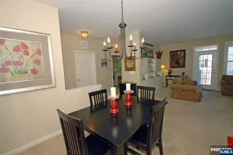 5 Slate Court Woodland Park NJ 07424
