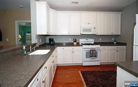5 Slate Court Woodland Park NJ 07424