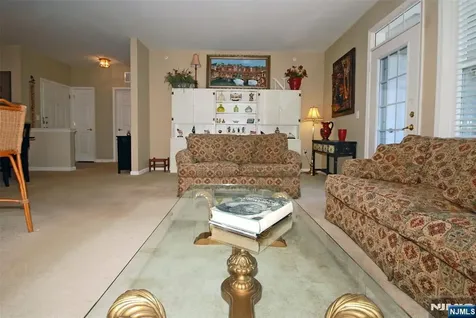 5 Slate Court Woodland Park NJ 07424