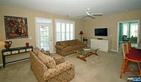 5 Slate Court Woodland Park NJ 07424