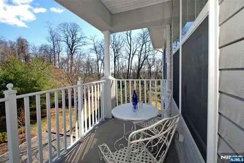 5 Slate Court Woodland Park NJ 07424