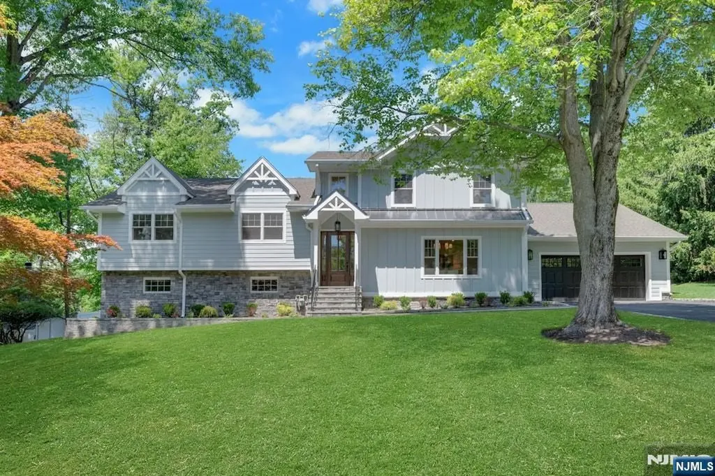 51 Brookside Terrace North Caldwell NJ 07006