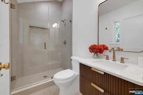 51 Brookside Terrace North Caldwell NJ 07006