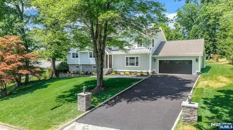 51 Brookside Terrace North Caldwell NJ 07006