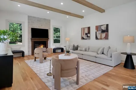 51 Brookside Terrace North Caldwell NJ 07006