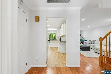 40 Rio Vista Drive Allendale NJ 07401