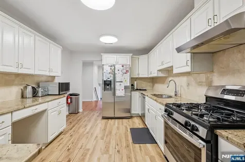 40 Rio Vista Drive Allendale NJ 07401