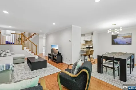 40 Rio Vista Drive Allendale NJ 07401