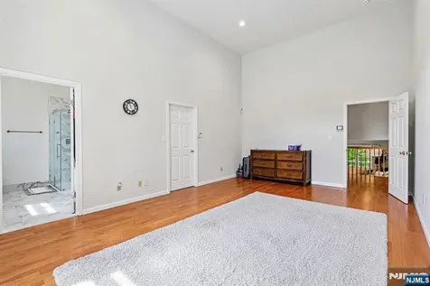 40 Rio Vista Drive Allendale NJ 07401