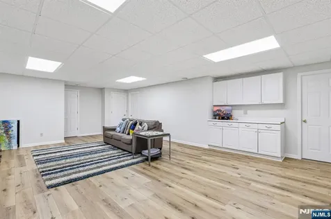 40 Rio Vista Drive Allendale NJ 07401