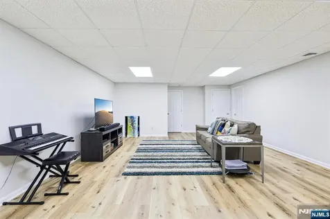 40 Rio Vista Drive Allendale NJ 07401