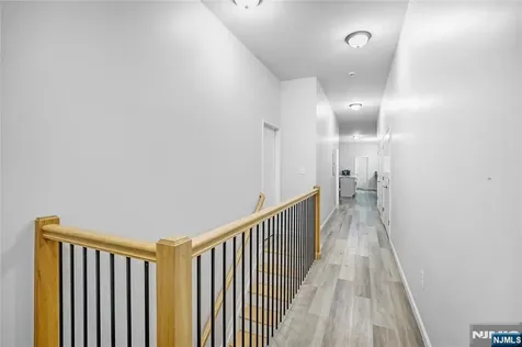 512 Monastery Place Union City NJ 07087