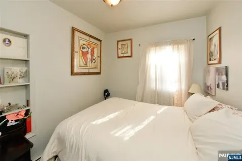 18 Parker Avenue Hawthorne NJ 07506