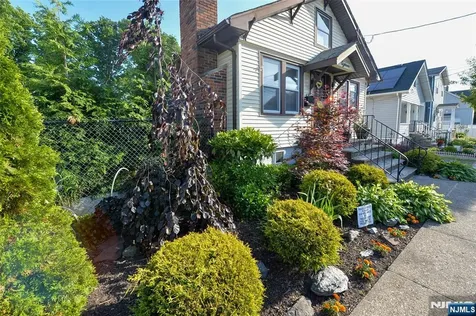 18 Parker Avenue Hawthorne NJ 07506
