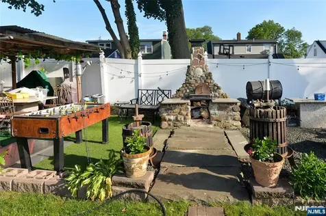 18 Parker Avenue Hawthorne NJ 07506