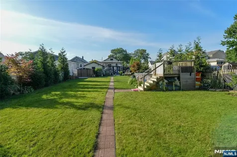 18 Parker Avenue Hawthorne NJ 07506